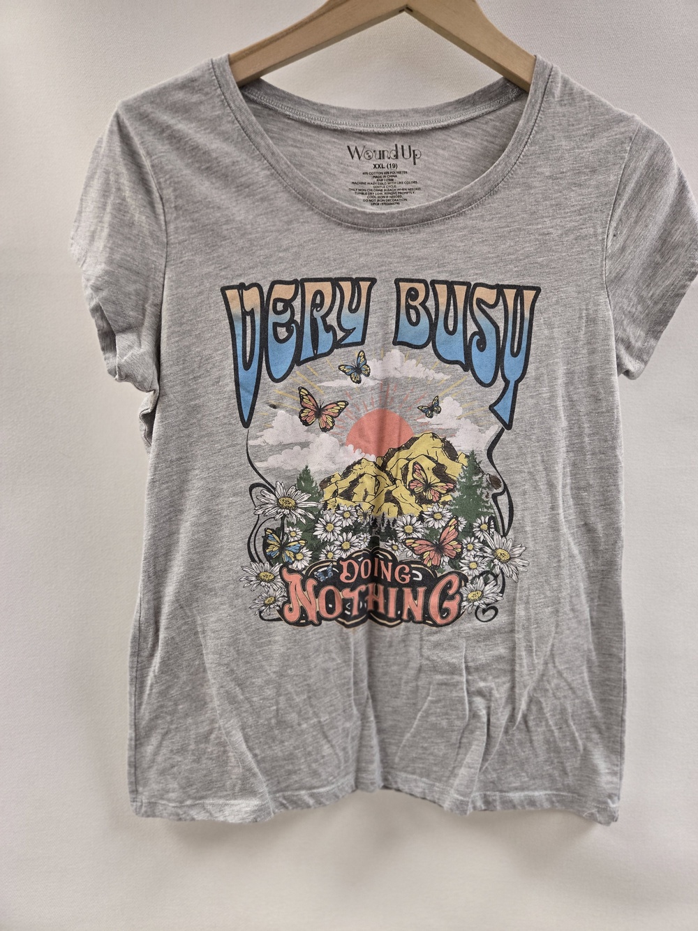 Wound Up Shirt Womens 2XL Very Busy Doing Nothing Graphic Tee Butterfly Flowers